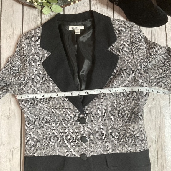 Pendleton wool Blazer - Picture 4 of 11